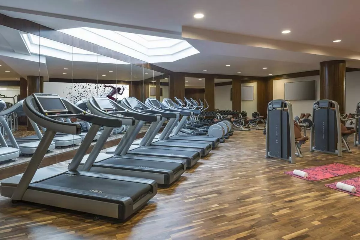 sheraton muscat gym (Copy).jpg